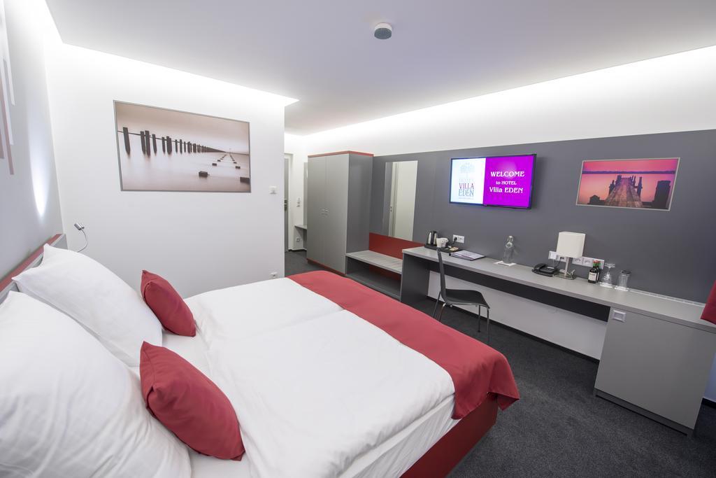 Hotel Villa Eden Jihlava Room photo